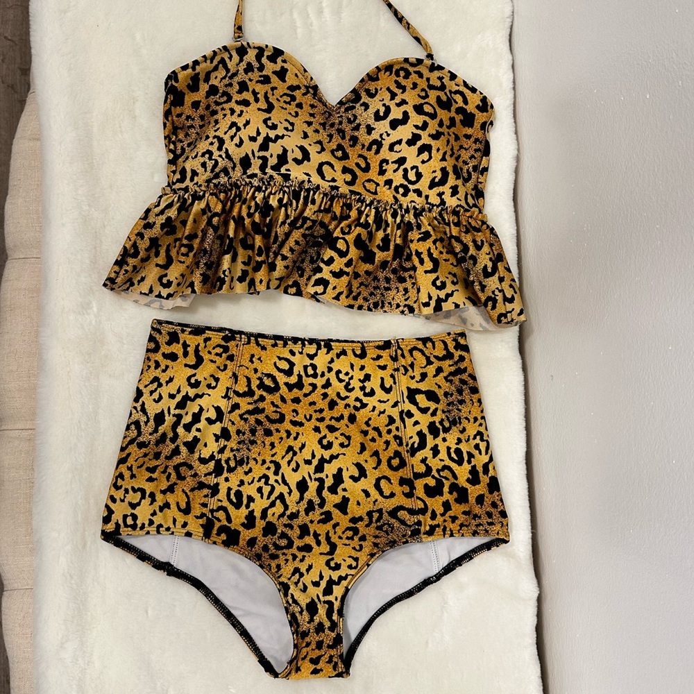 Kortni Jeane swimsuit! Leopard cheetah, jaguar, animal print swimsuit size small